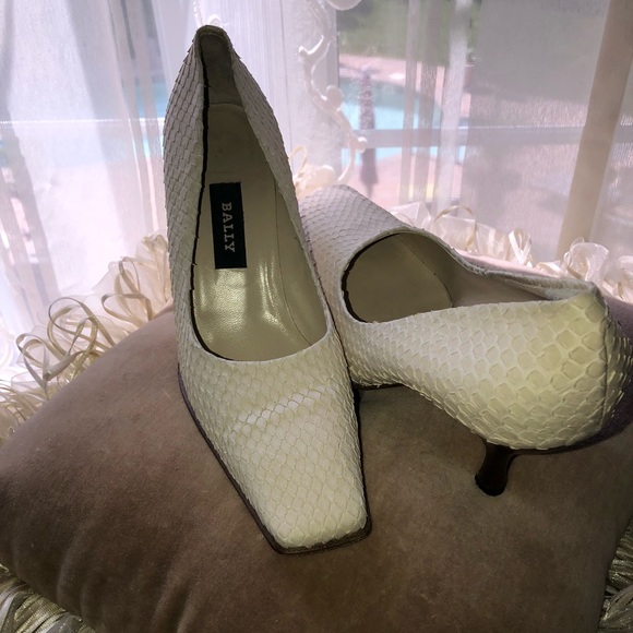 Bally Pumps - Picture 2 of 6